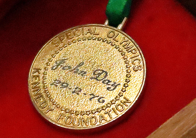 This medal was given to veteran volunteer Dr John Day from Queensland to thank him for his commitment to Special Olympics in Australia.